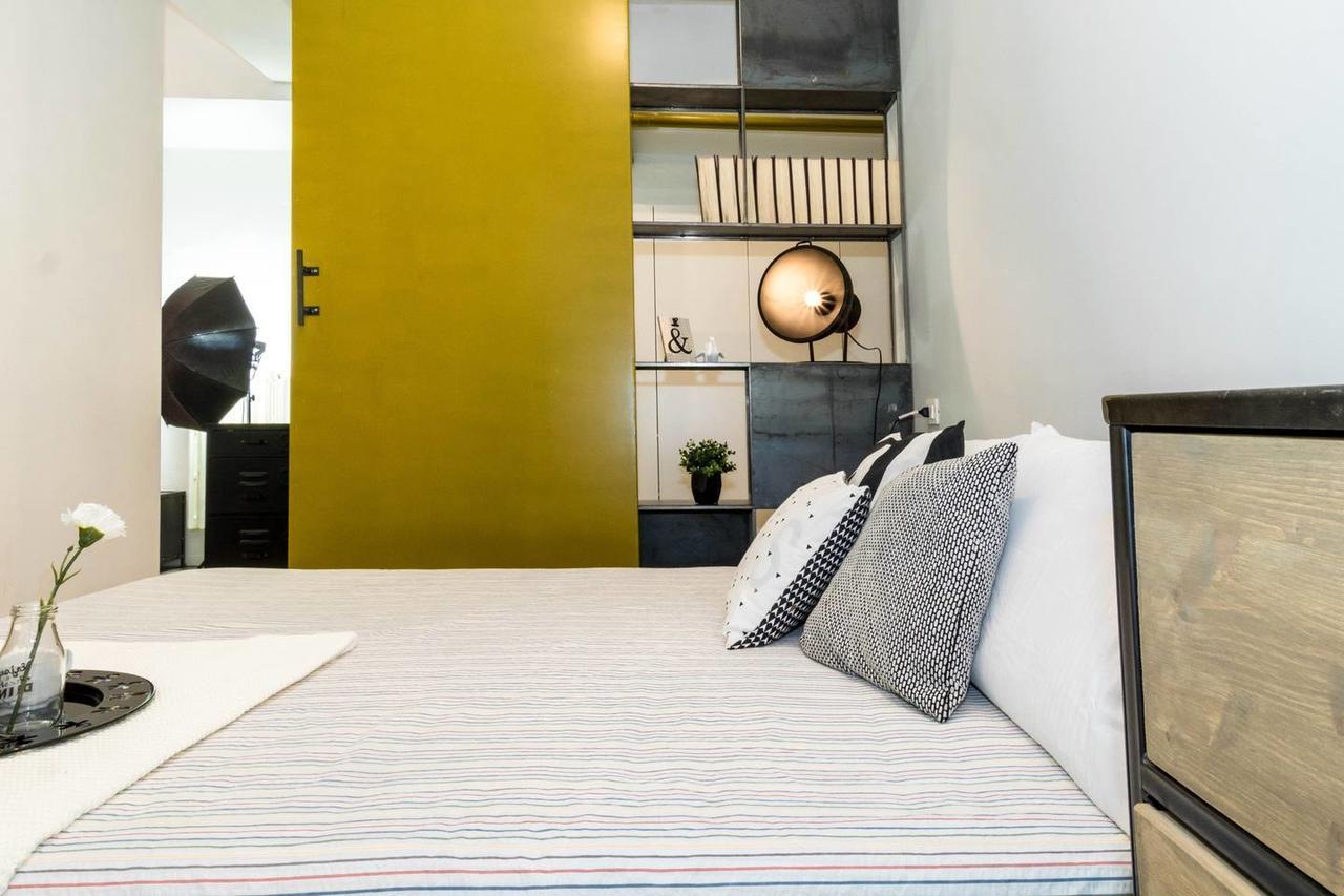 Joivy Exclusive Apt For 4 In Navigli Near Parks Милано Екстериор снимка